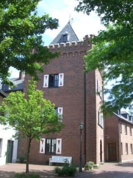 Uedem : Turmwall, ehemaliger Wehrturm, Alte Schlüterei